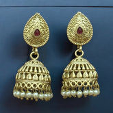 Exquisite Gold and Pearl Necklace Set with Jhumka Earrings